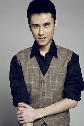 严昆