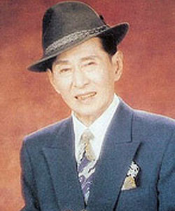 新马师曾