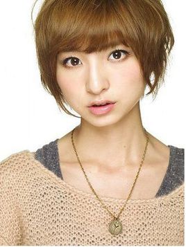 篠田麻里子