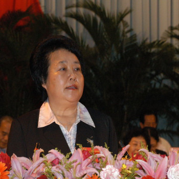 王芸