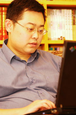 王怡