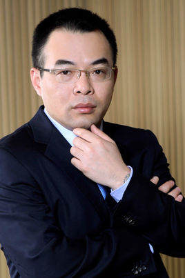 覃宏