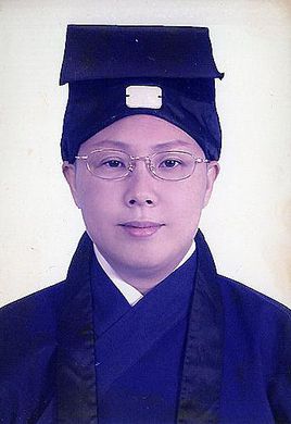 费贞绫