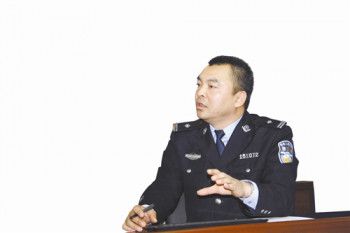 邓伟锋