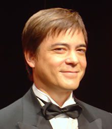 川平慈英