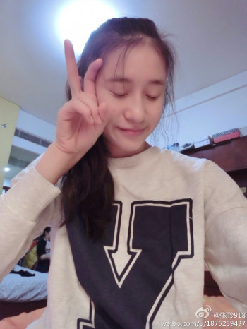 张玲