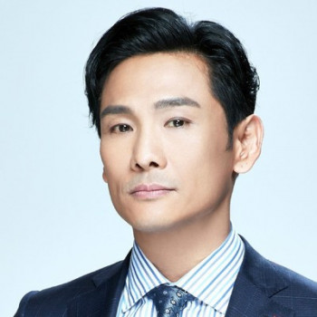 杜德伟