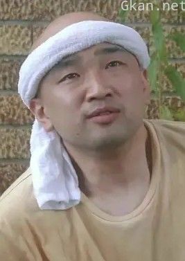 山崎俊太郎