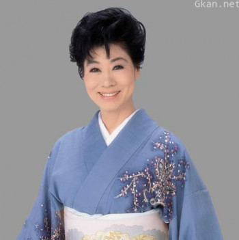 水谷八重子