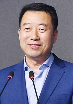 张宏