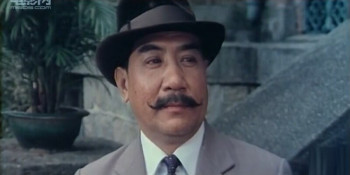 罗启
