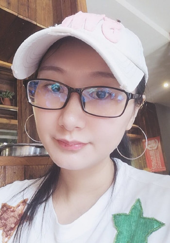 王蕾
