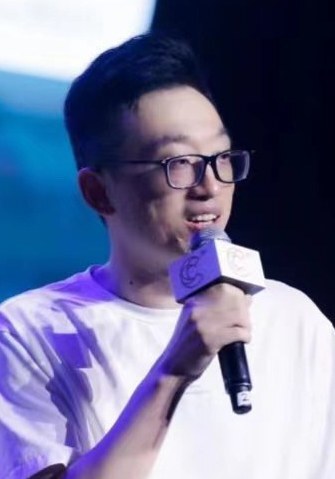 杨亮