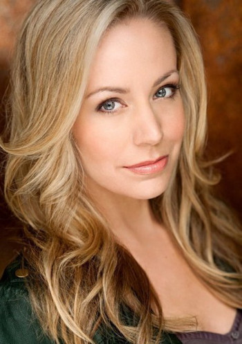 Lindsey Santefort