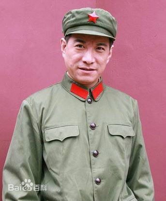 李屹