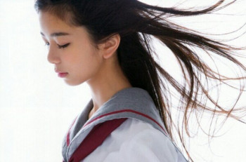 井上玲音