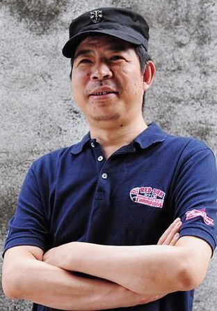 王伟波