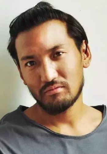金巴