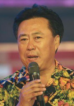 尹博林