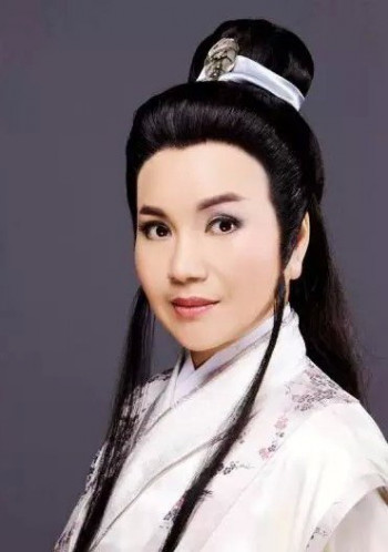 唐美云