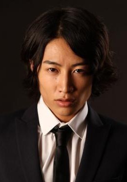 井上太一