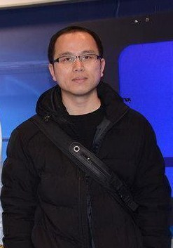 叶君