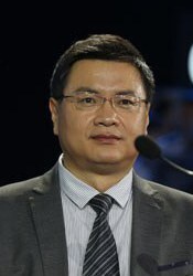 张伯江