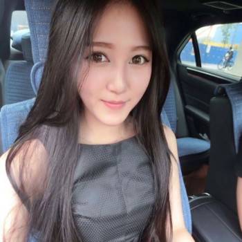 弓苗苗
