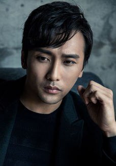 李镇男