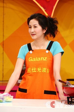 鲁瑛
