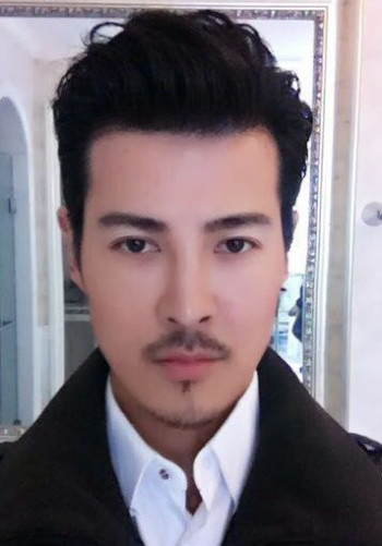 萨钢云