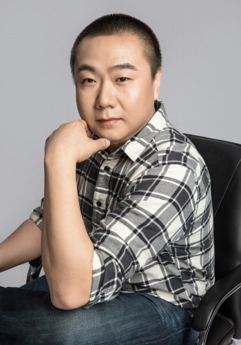 董相博