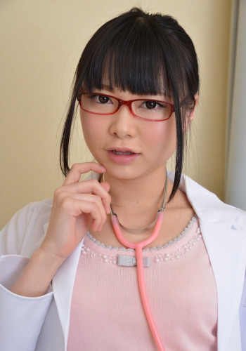 夏芽爱莉