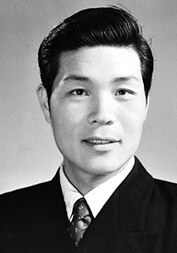 张冲霄