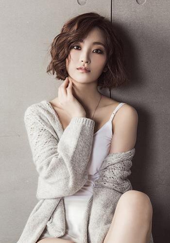 池依秀