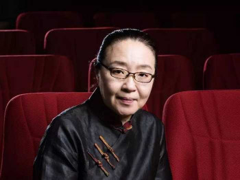 戴锦华
