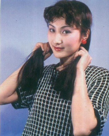 靳嘉
