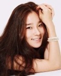李佳英