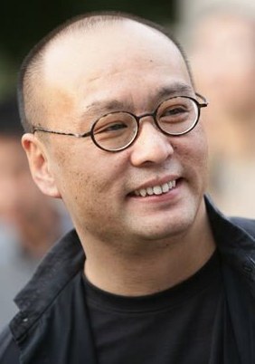 张晓刚