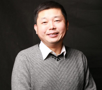 杨新磊