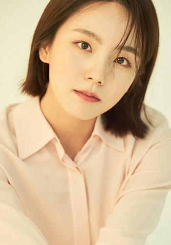 闵彩妍