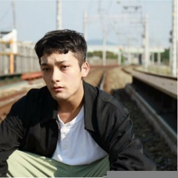 浦山佳树