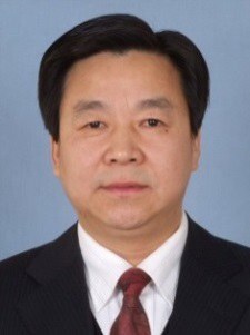 龚良
