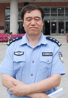 朱维坚