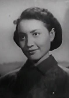 江芳