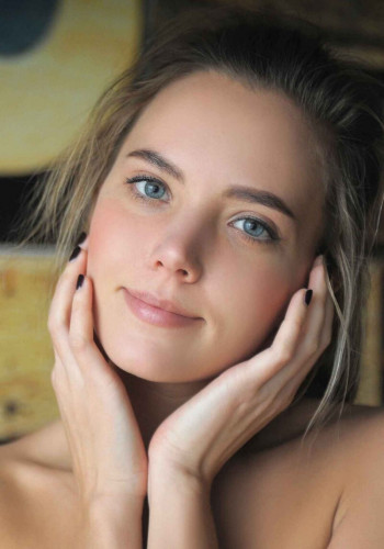 Katya Clover
