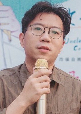 刘鹏飞