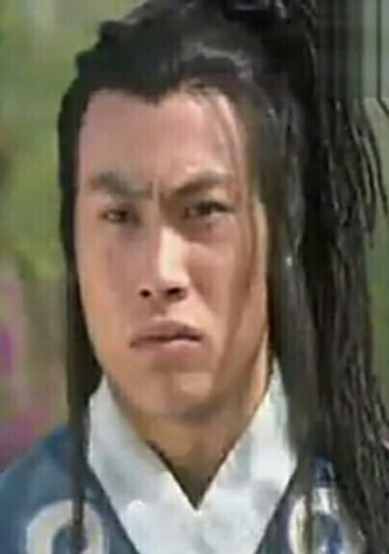 李胤龙