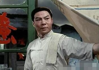 谷春章