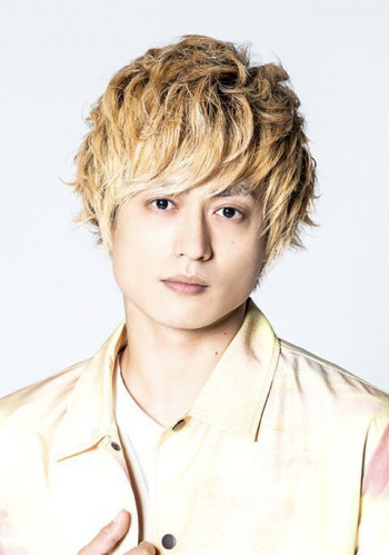 塚田僚一